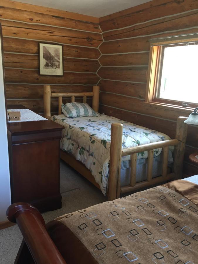 Valemount Mountain Retreat Guesthouse Zewnętrze zdjęcie