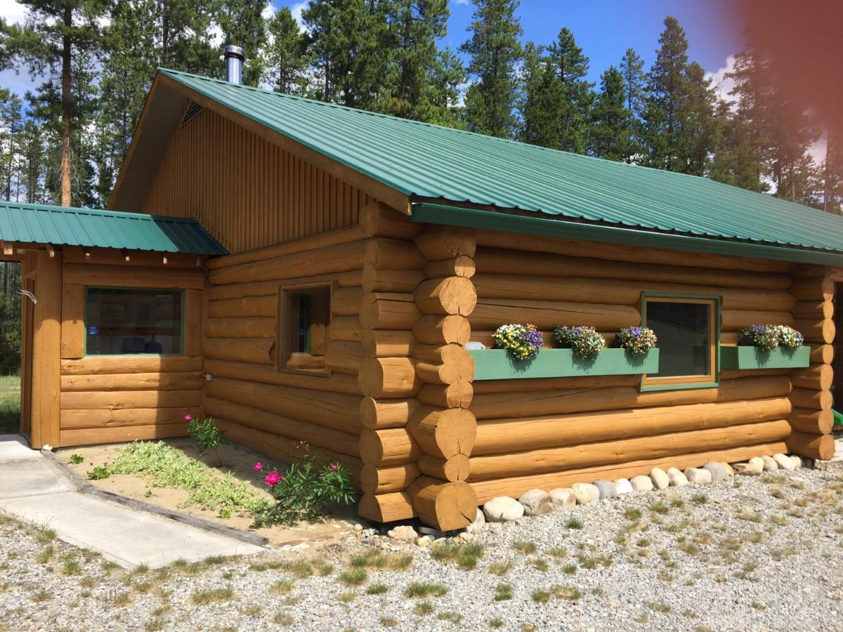 Valemount Mountain Retreat Guesthouse Zewnętrze zdjęcie