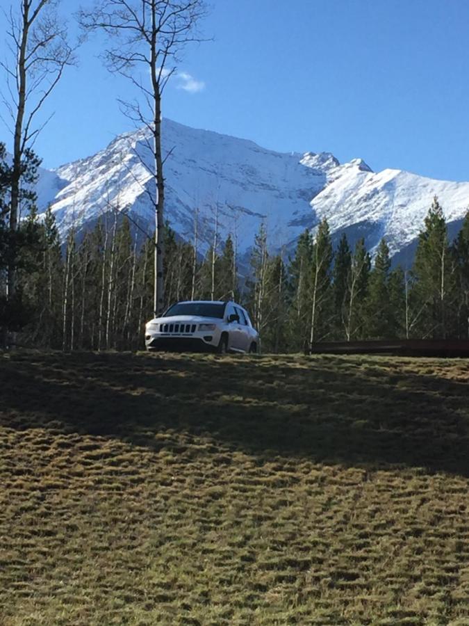 Valemount Mountain Retreat Guesthouse Zewnętrze zdjęcie
